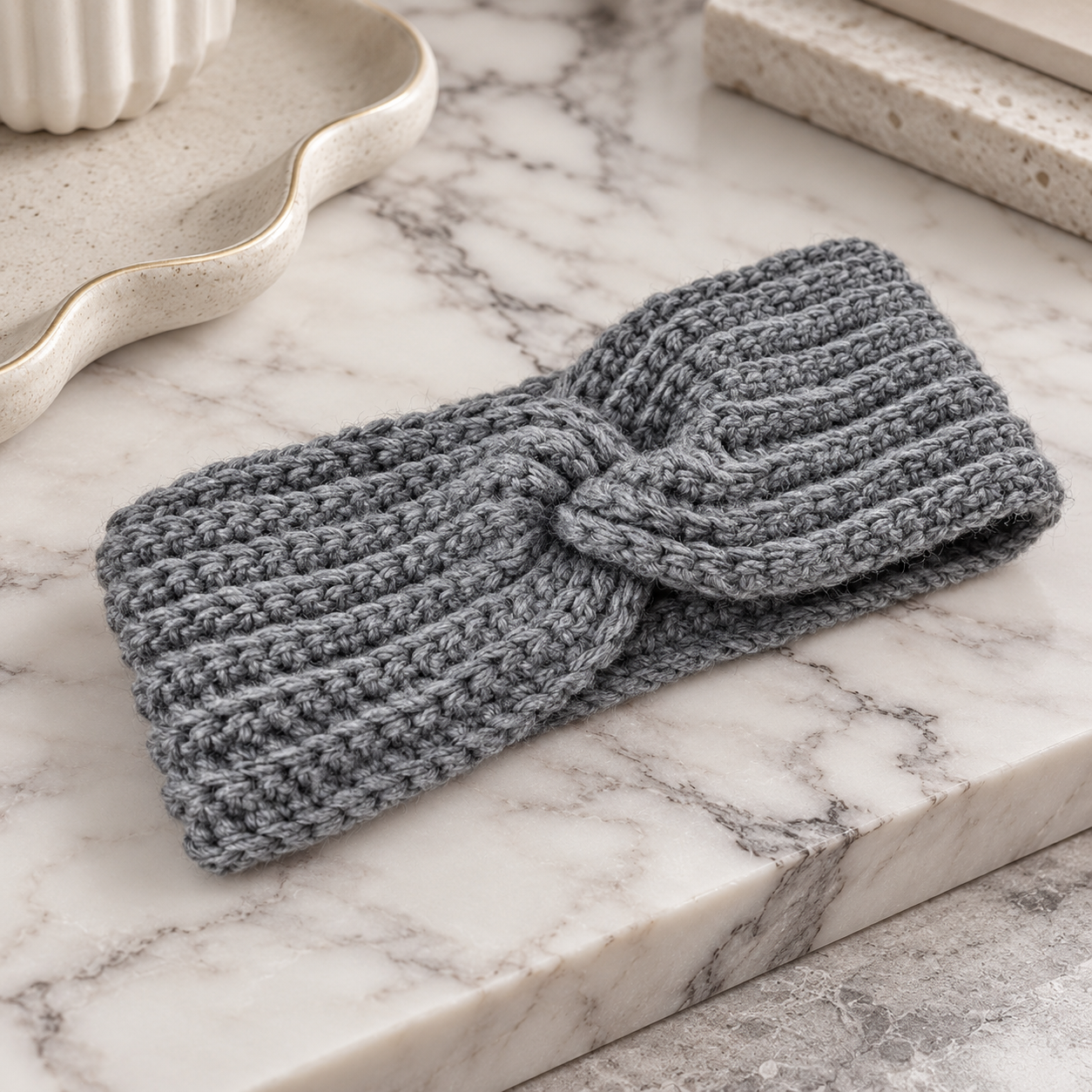 Bandeau torsade en laine au crochet